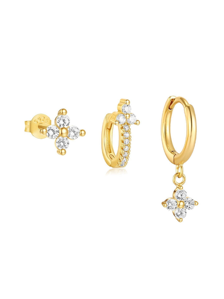 Bianka – Zarte goldene Ohrringe mit Lichtreflexen.