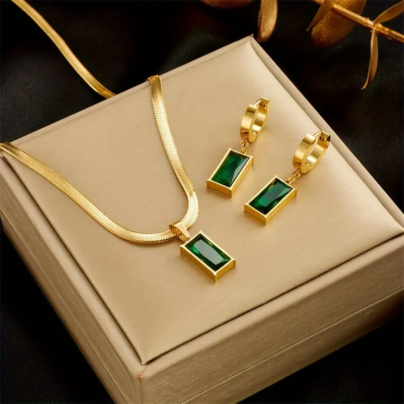 Viktoria – Gold Schmuckset mit Smaragden.