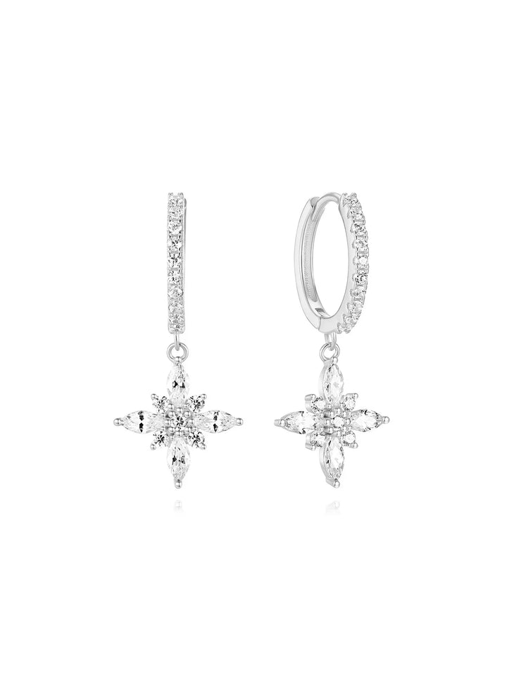 Eva-Marie – Zarte goldene Ohrringe in geschwungener Form.