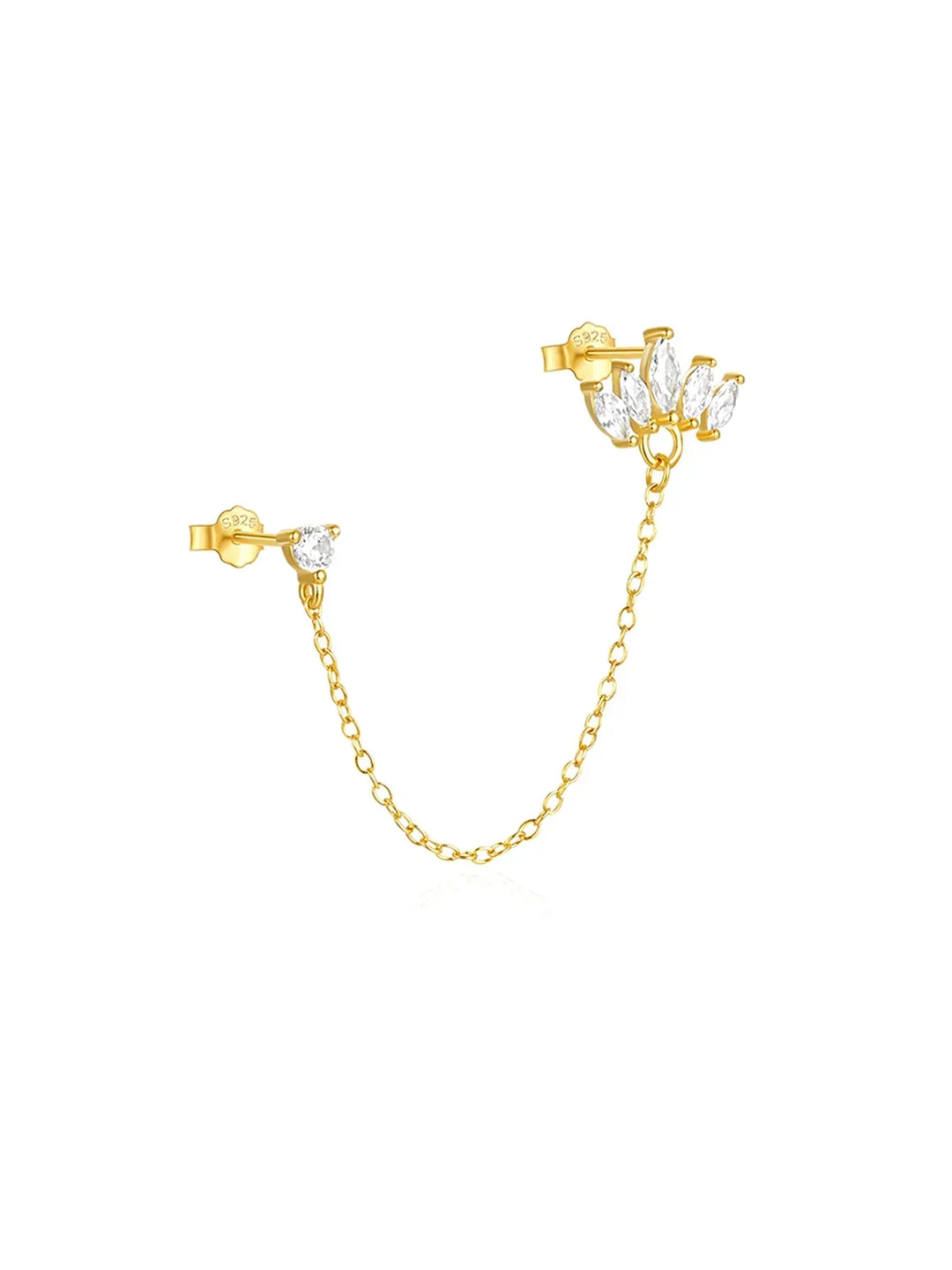 Daniela – Zarte goldene Ohrringe mit fließender Form.