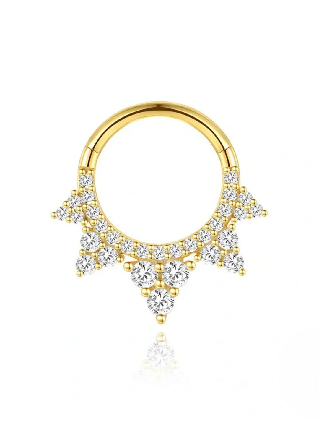 Irina – Goldene Ohrringe mit strukturierter Silhouette.