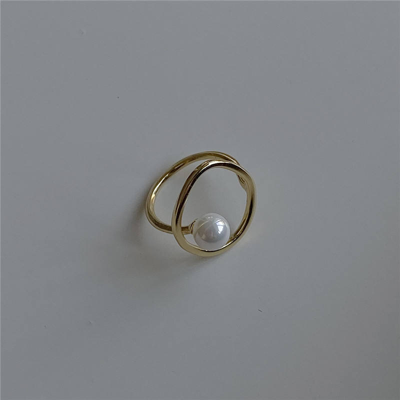 Greta – Vergoldeter Ring mit Perle.