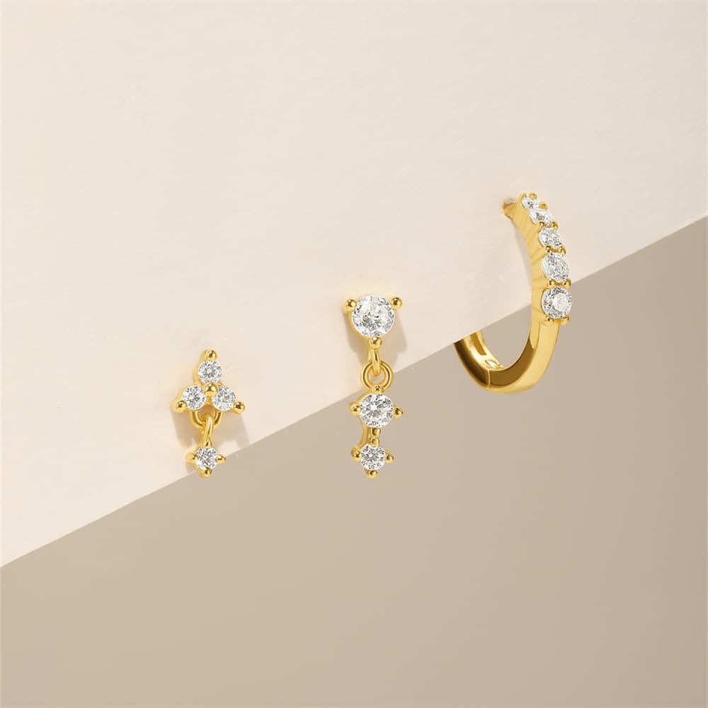 Eva – Goldene Ohrringe mit einfachem Glanz