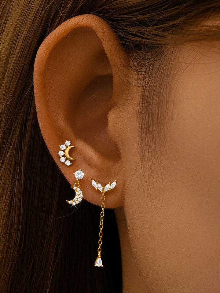 Carla – Goldene Ohrringe mit sanfter Krümmung.