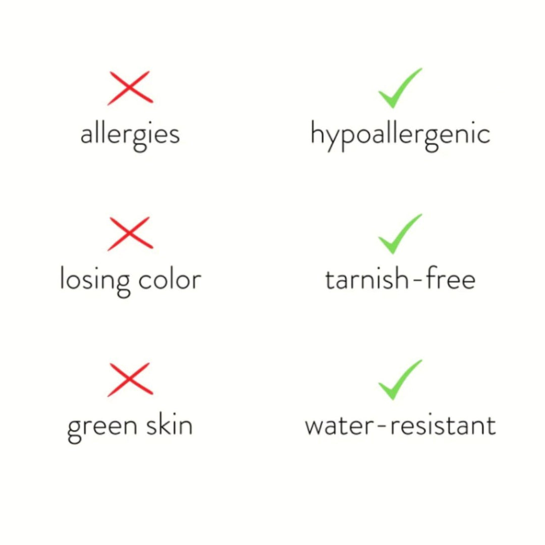 Nina – Goldene V-Form Halskette.