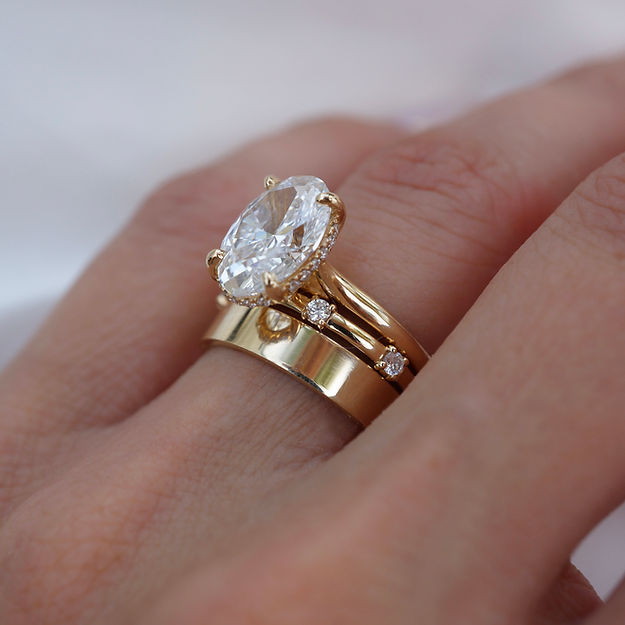 Jana – Solitärring mit rundem Diamanten.