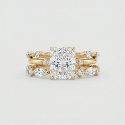 Nora – Diamantring im geschichteten Design.