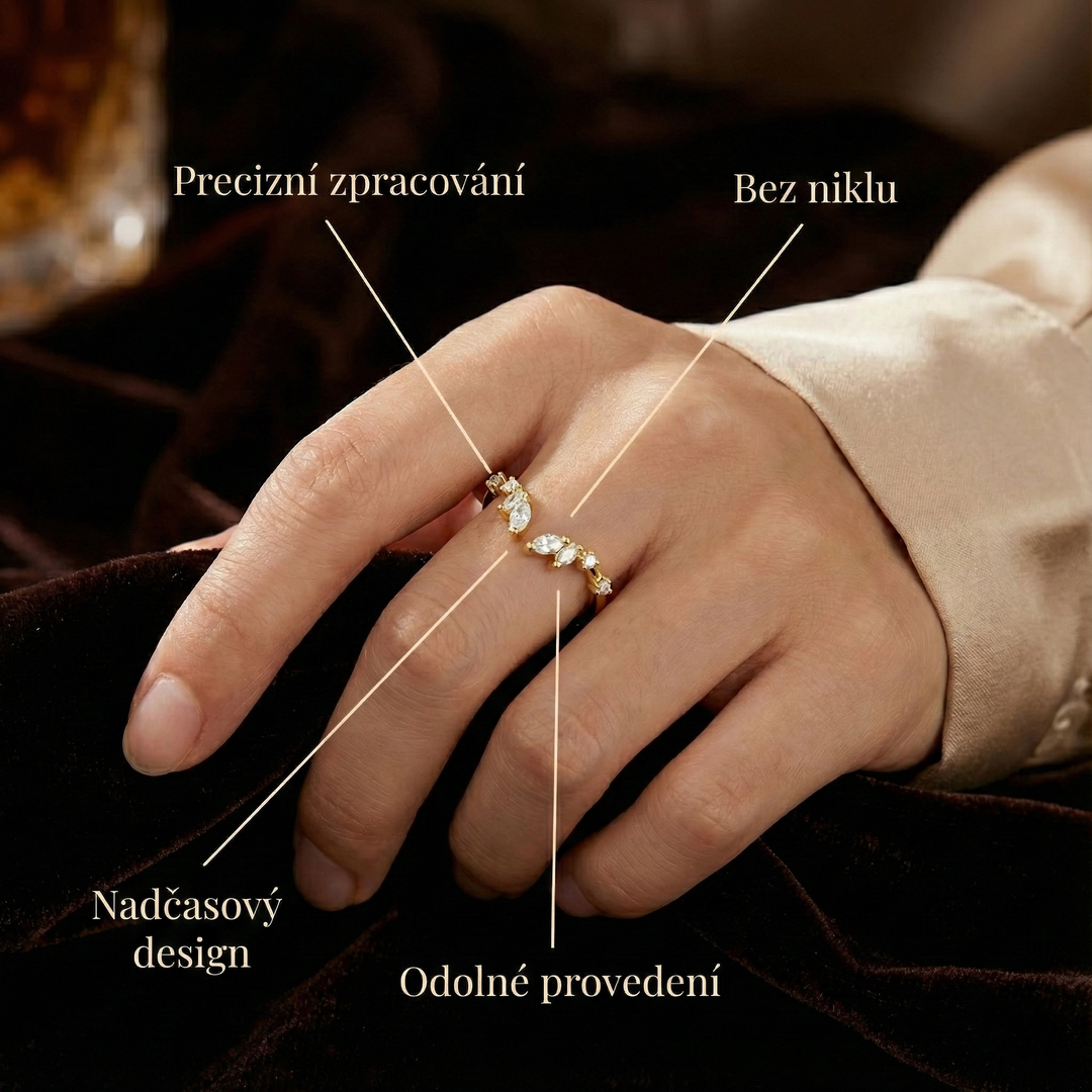 Johanna – Vergoldeter Ring mit offener, geschwungener Form.